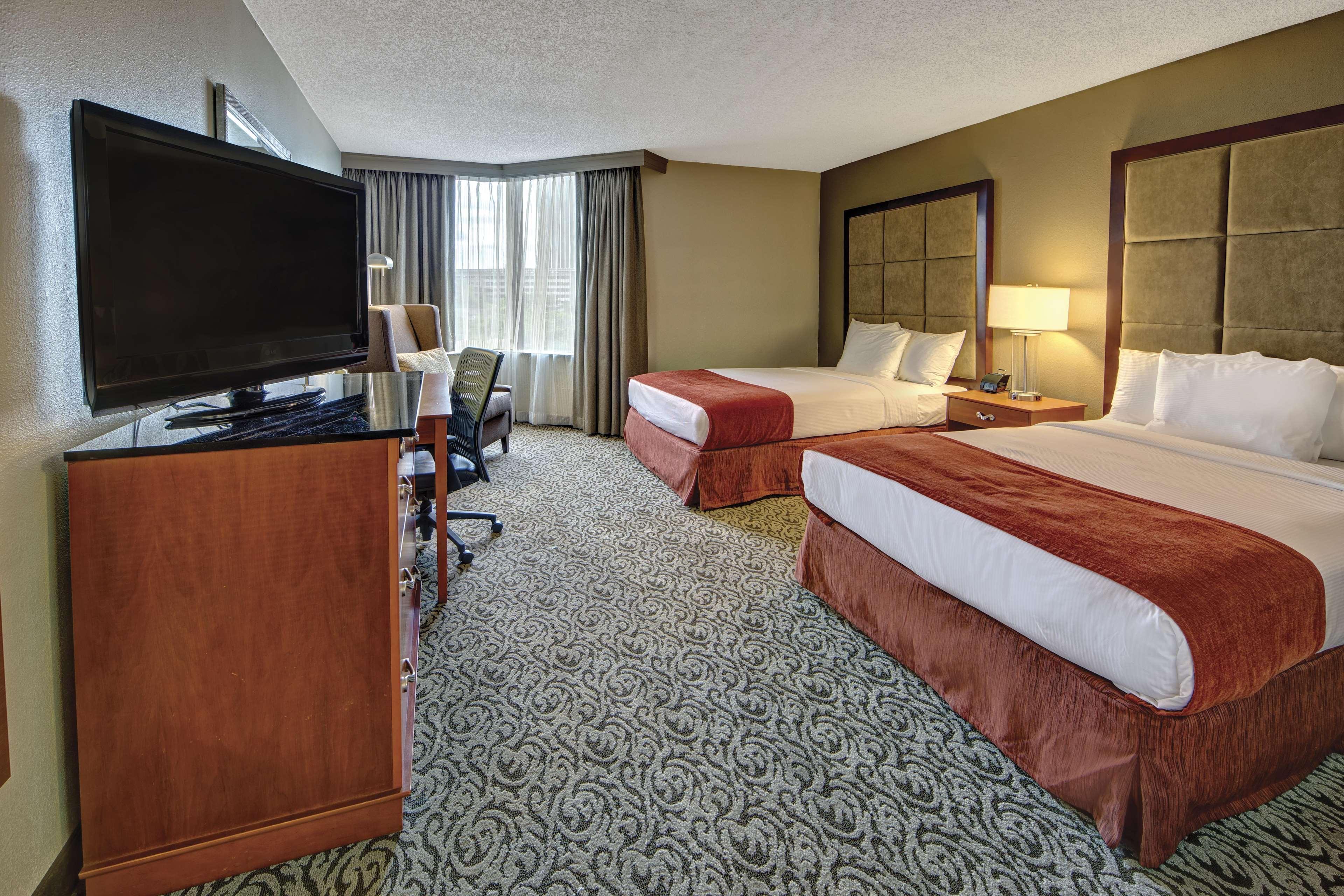 Hotel Doubletree By Hilton Memphis Esterno foto